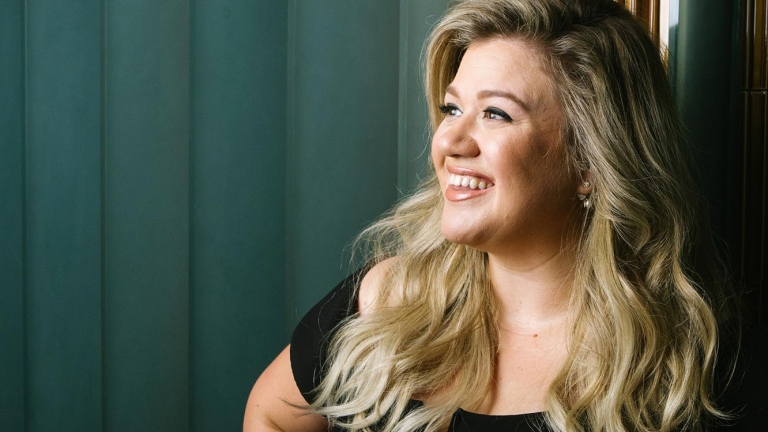 Book Kelly Clarkson Pop Country Star Corporate Event